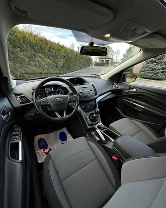 Ford Kuga cena 58000 przebieg: 191000, rok produkcji 2016 z Poręba małe 352